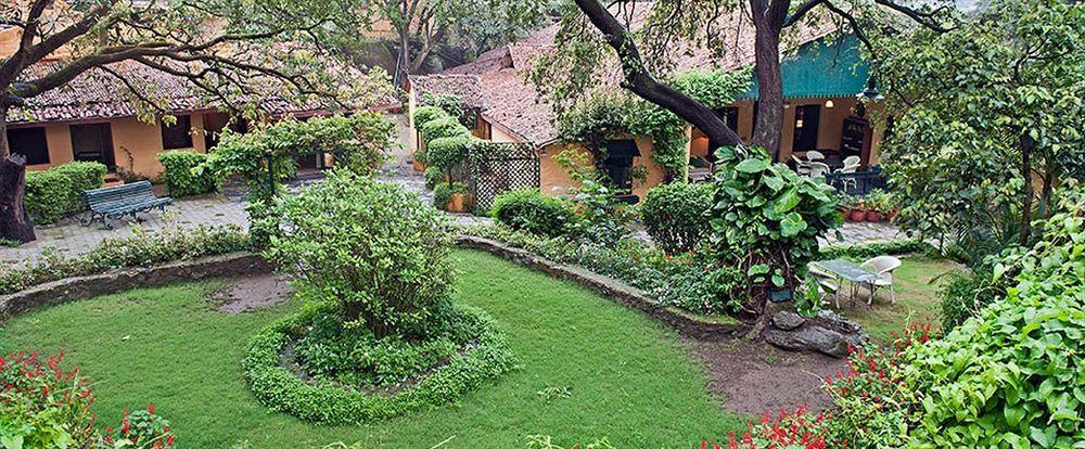 Welcomheritage Connaught House Mount Abu Buitenkant foto